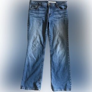 DKNY Jeans Mid Rise With Stretch Boot Cut Wide Leg Size 16 RR